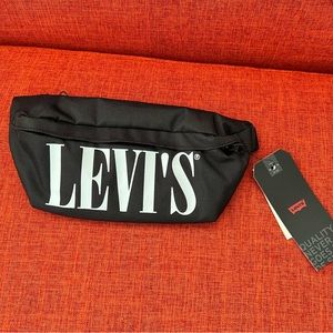 Levi’s crossbody bag